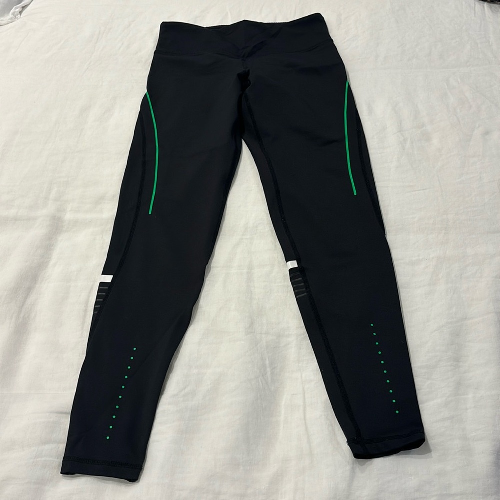 Lilybod workout legging on size small (nylon/spandex)
